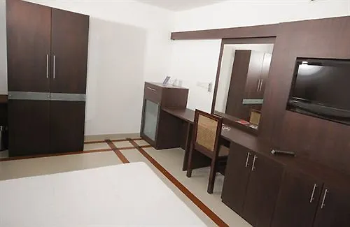 Treebo Trend Time Square Marine Drive Hotel Kochi