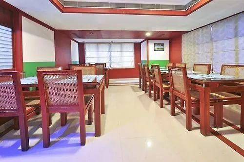 Treebo Trend Time Square Marine Drive Hotel Kochi