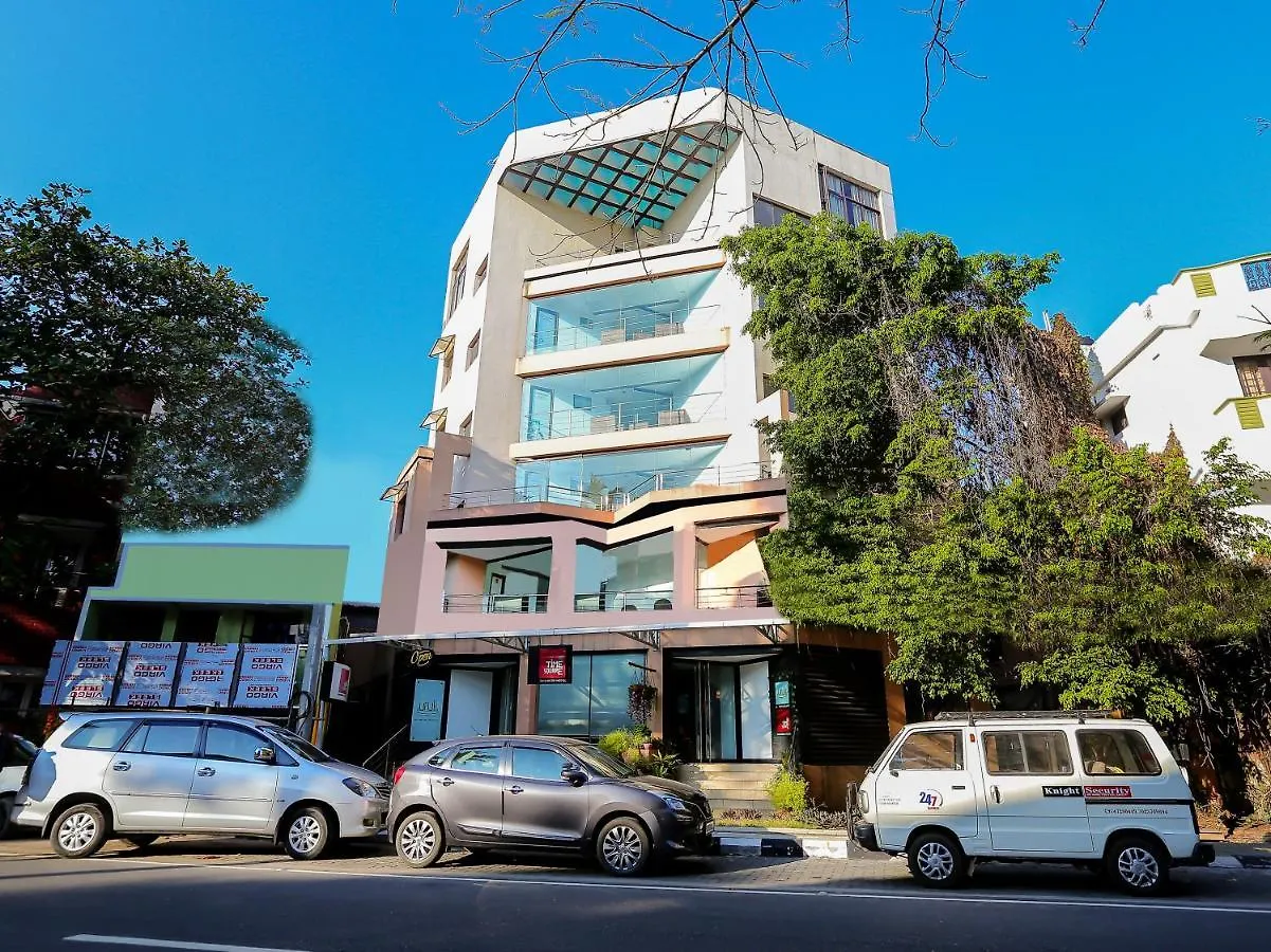 מלון Kochi Treebo Trend Time Square Marine Drive