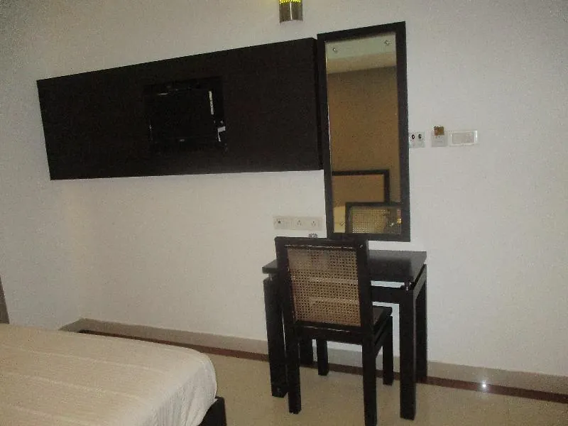 ***  מלון Kochi Treebo Trend Time Square Marine Drive הודו
