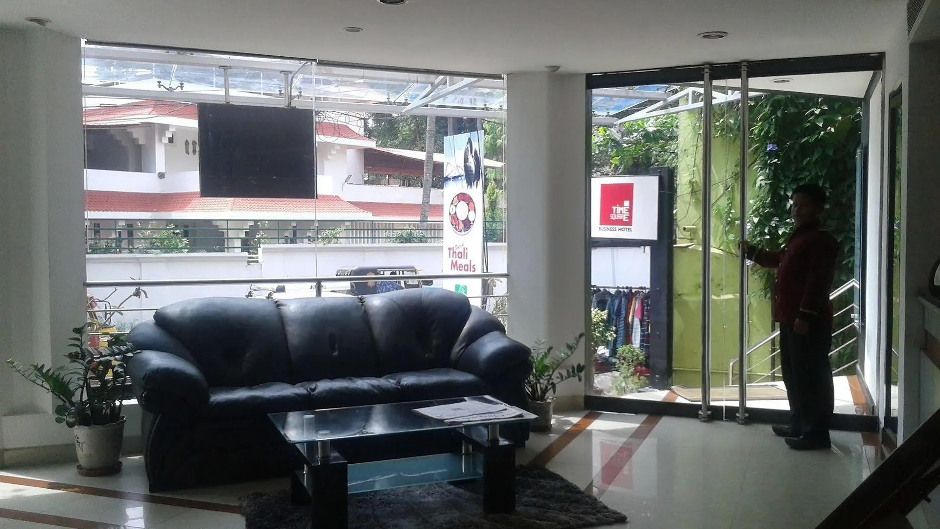 ***  מלון Kochi Treebo Trend Time Square Marine Drive הודו